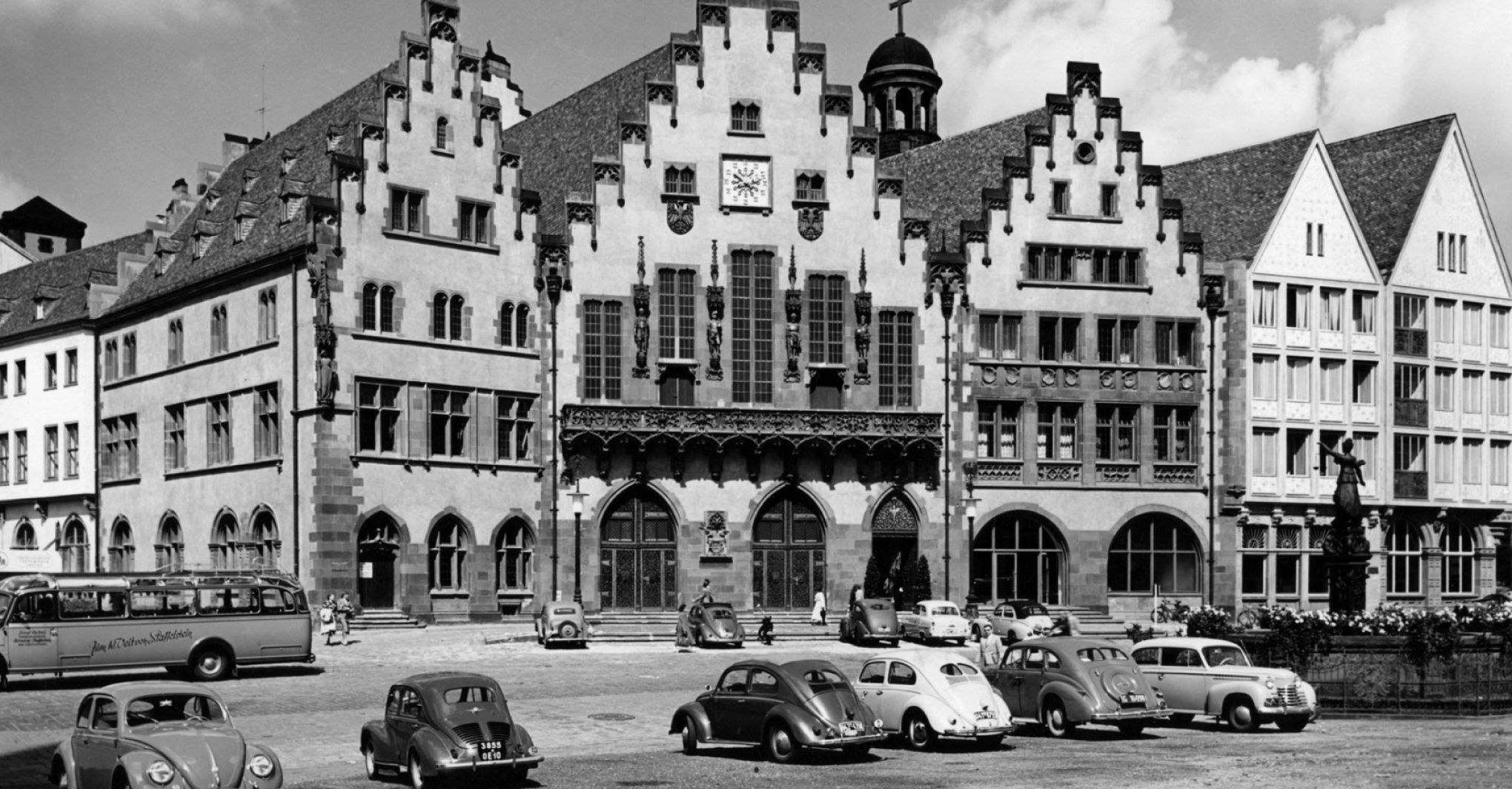 Römerberg, Frankfurt - Before(INTERFOTO / Alamy Stock Photo)